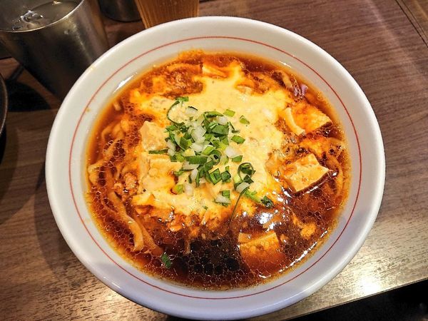「【限定】湯葉とチェダーチーズのマーボーラーメン、など」@八咫烏の写真