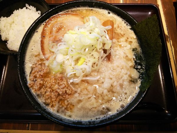 「味噌らーめん大盛＋背脂まし　780＋100円」@麺屋 幡 弘前店の写真