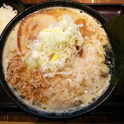 味噌らーめん大盛＋背脂まし　780＋100円