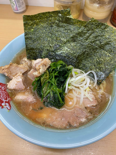 「ラーメン　並」@横浜ラーメン 町田家 新宿南口店の写真