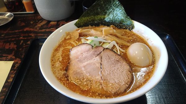 「辛いラーメン¥900+味玉¥100-」@らーめんはるか86の写真
