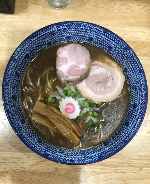 「魚介らーめん中（￥850）」@厳選煮干ラーメン 初代 にぼ助の写真