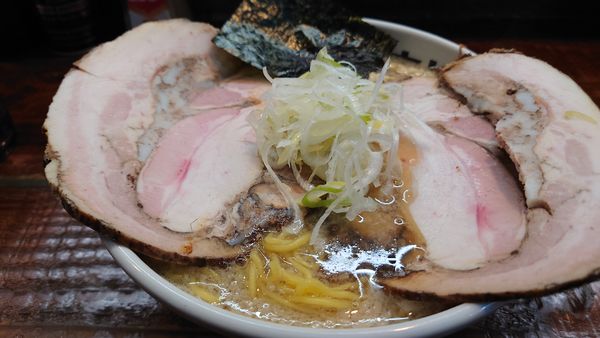 「がんこオールドスタイル背脂醤油ラーメン　¥1100」@元祖一条流がんこラーメン たま館分店の写真