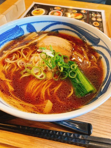 「醤油ラーメン　牛ベース」@tamazouの写真