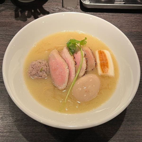 「鴨白湯ソバ」@中華そば 十目一八食堂の写真