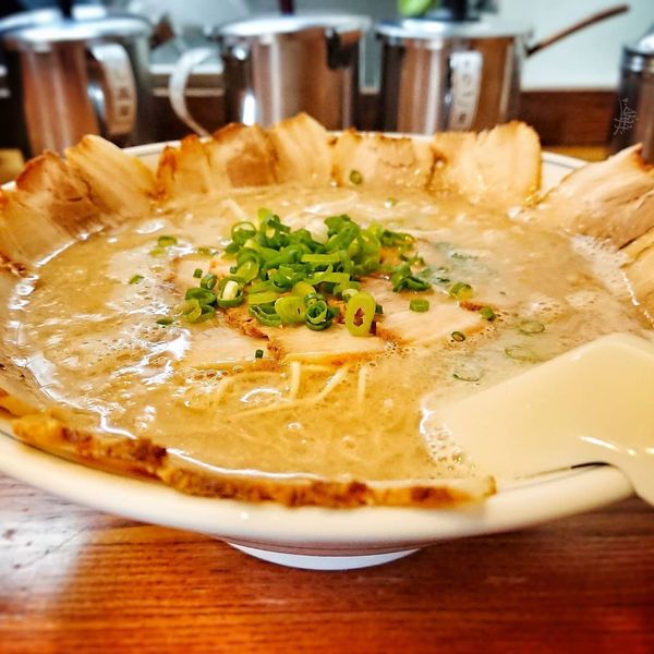 「チャーシューメン、ばりかた」@博多ラーメン ばりこての写真