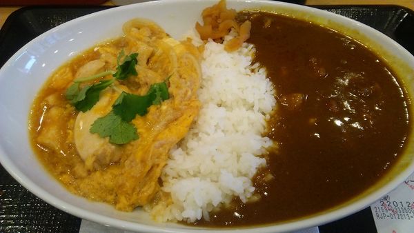 「親子カレー 680円」@なか卯 本郷三丁目店の写真