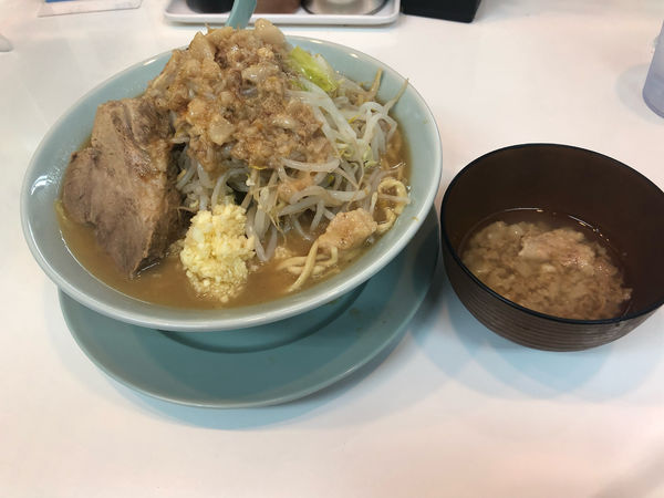 「ラーメン　お腹すいてます」@麺屋 顎で喰らえの写真