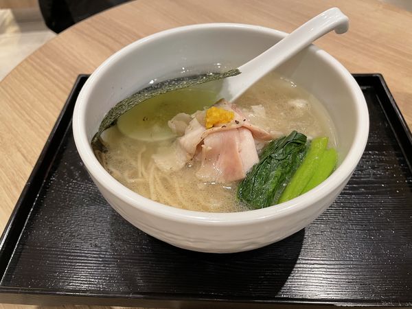 「真鯛ラーメン」@真鯛らーめん 麺魚 錦糸町PARCO店の写真