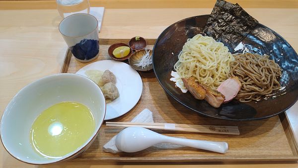 「つけ麺(しお)+わんたん+お出汁割り(にぼし)他」@飯田商店 湯河原本店の写真