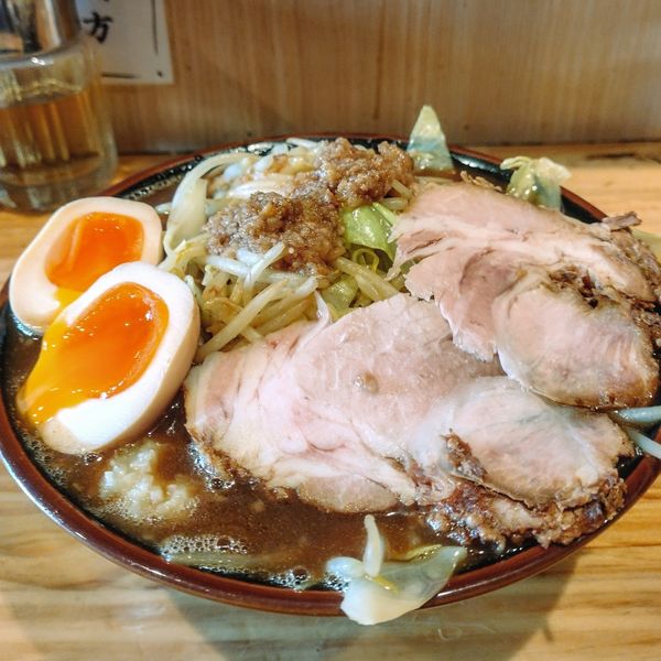 「限定 豚そば､味玉､野菜少」@秋葉原ラーメン わいずの写真