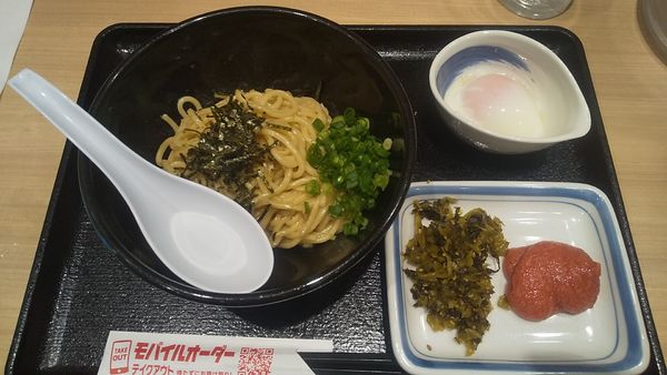 「【店舗限定】めんたいと高菜のまぜめん(¥500)」@長崎ちゃんぽん リンガーハット JRお茶の水店の写真