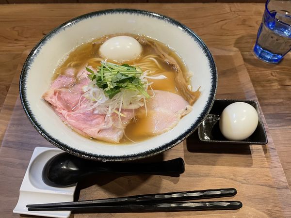 「特製 塩と貝のラーメン＋味玉」@ラーメン 健やかの写真