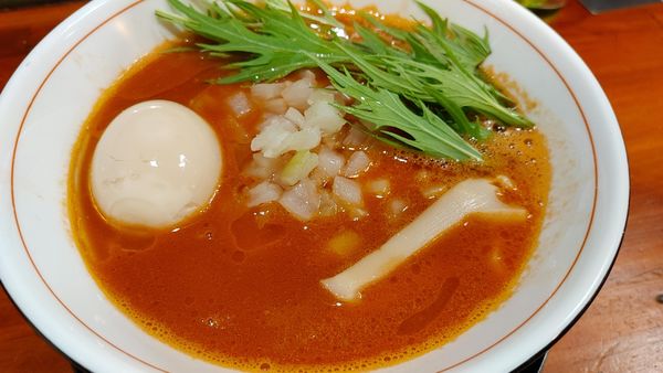 「トマトラーメン　味玉トッピング」@麺処72の写真