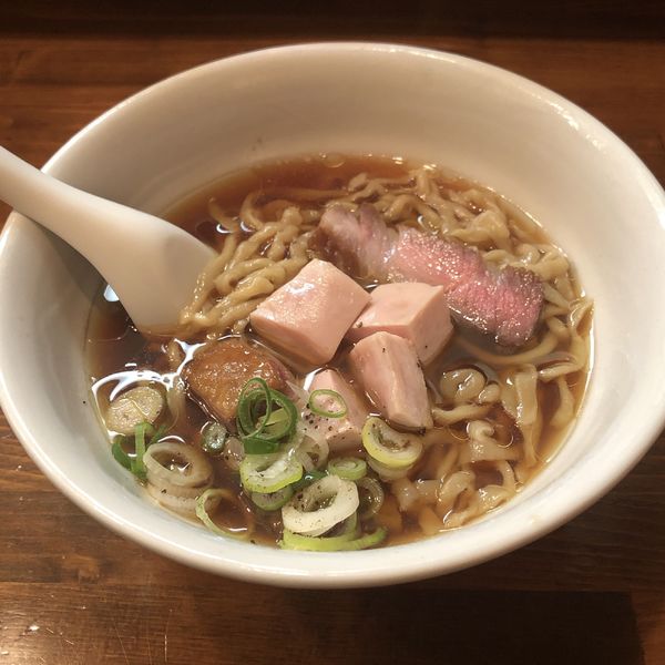 「ら～めん＋ほろほろ鳥のむね肉」@らーめん かねかつの写真