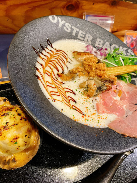 「白牡蠣カプチーノ」@オイスターバックスの写真