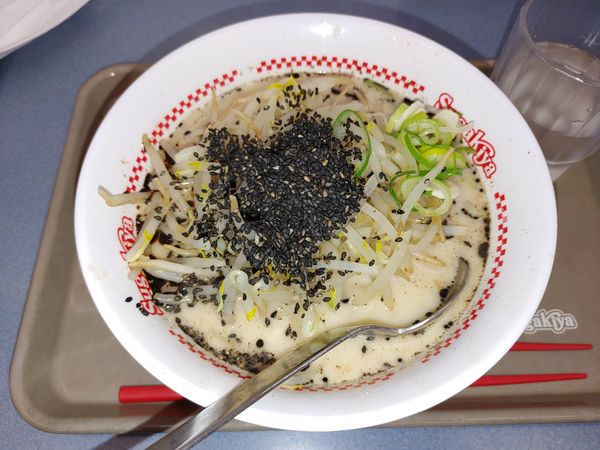 「黒ラーメン」@スガキヤ 近江八幡イオン店の写真