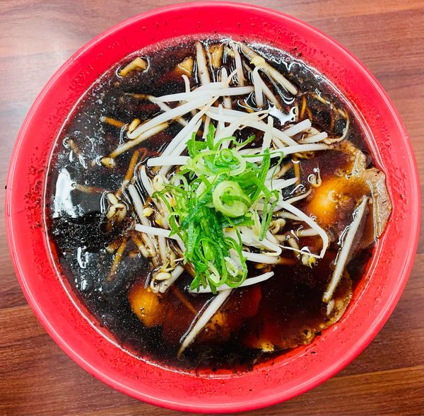 「漆黒ラーメン」@魁力屋 白井店の写真