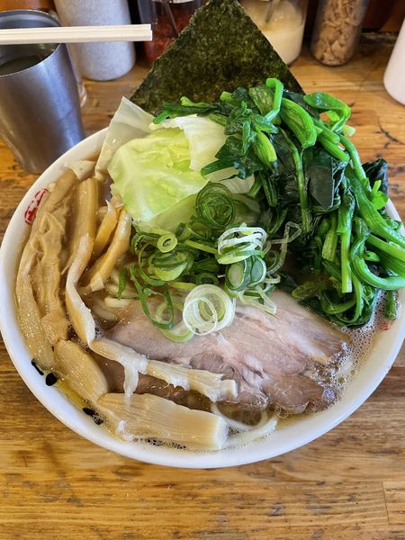 「らぁ麺大、ほうれん草、キャベツ」@麺屋 庄太 六浦本店の写真