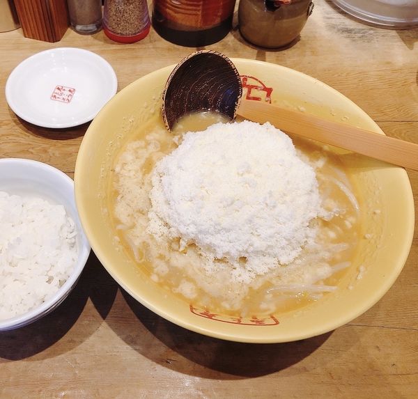 「チーズラーメン」@九十九ラーメン 津田沼店の写真