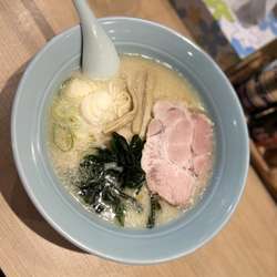 味噌らーめん750円