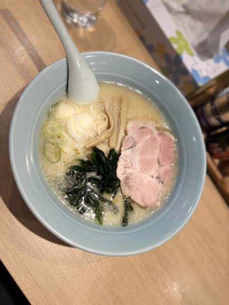 「味噌らーめん750円」@らーめん ろくはうすの写真