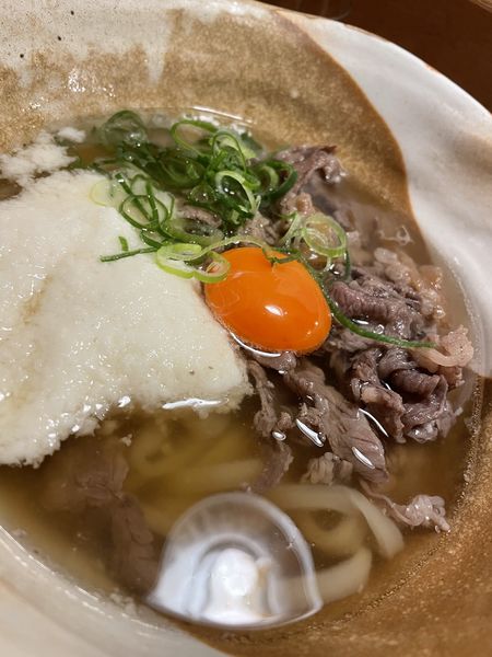 「萬田うどん（ごぼう天抜き」@豊前裏打会 萬田次郎うどんの写真