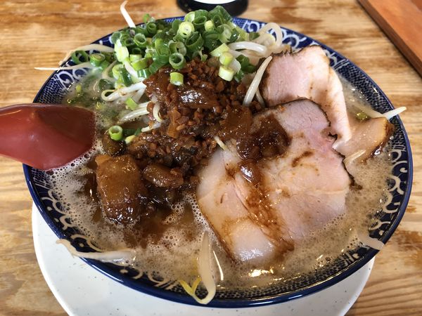 「博多鬼もりラーメン　￥８９０」@博多ラーメン 鶴亀堂 大府店の写真