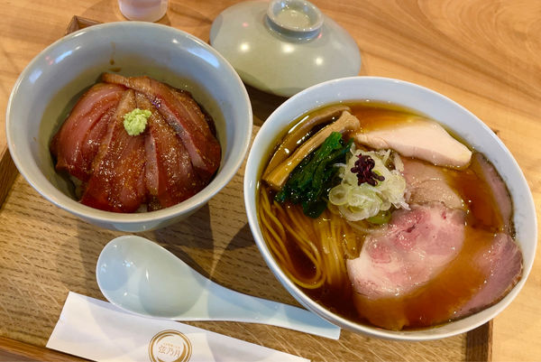 「醤油そば弦乃月ブレンド & 寒ブリ飯」@自家製麺と定食 弦乃月の写真