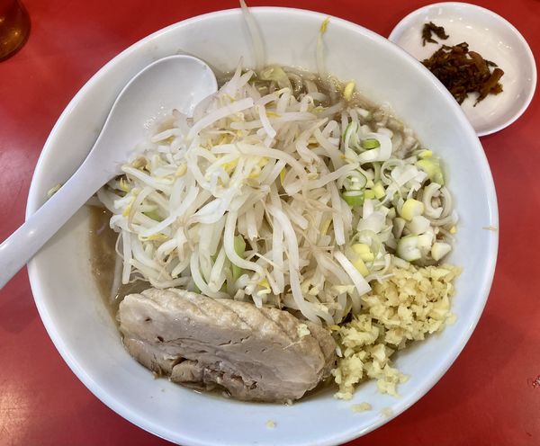 「ラーメン並(生姜、ネギ、辛子高菜)」@豚ゆうの写真