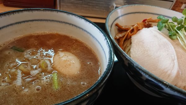 「鶏魚介の特製つけ麺」@つけ麺 いな月の写真