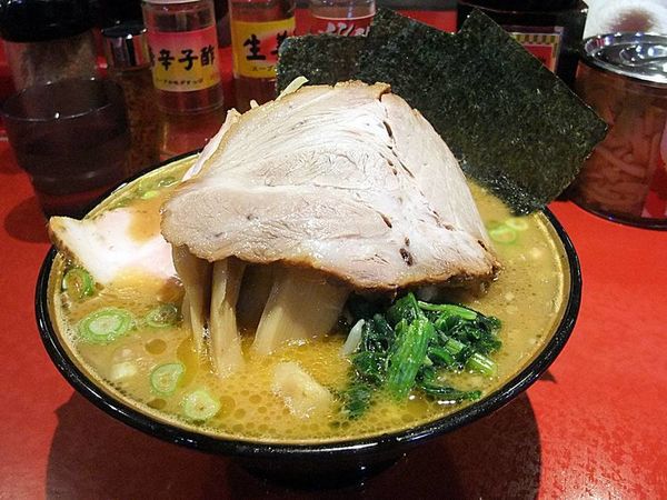 「ラーメン 特上チャーシュー 竹の子モヤシ 極太メンマ」@厚木家の写真