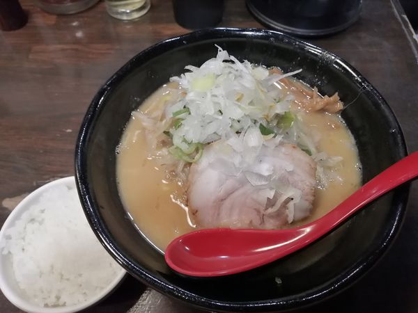 「味噌　　910円　サービス小ライス」@麺処 花田 池袋店の写真