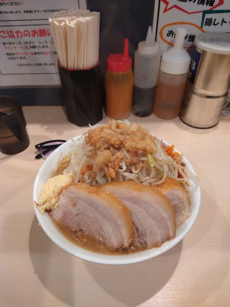 「小ラーメン+豚ダブル　1150円」@鷹の目 蒲田店の写真