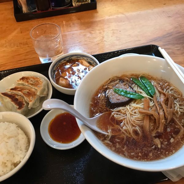 「ランチ定食（Bセット餃子）」@香湯ラーメン ちょろり 恵比寿店の写真