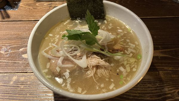 「鶏そば 塩」@神田とりそば なな蓮の写真