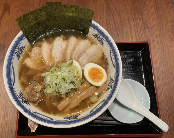 「特製中華そば 1200円」@麺とおばんざいとお酒のお店 佳什の写真