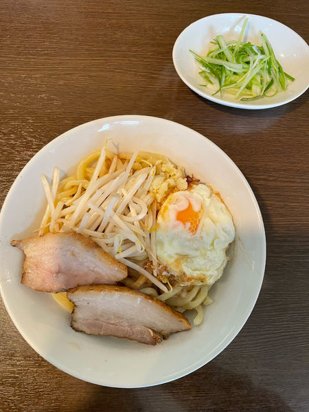 「油そば 普通」@汁なし専門 男のLLの写真