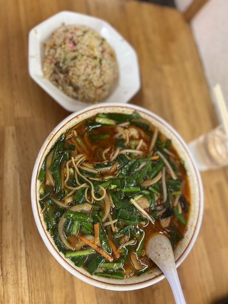 「スタミナラーメン900円+半チャーハン550円」@峰来軒の写真