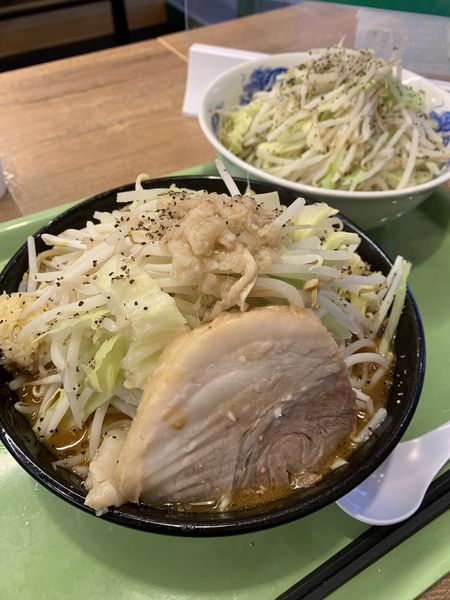 「味噌ラーメン大盛り 野菜ダブル」@ジャンクガレッジ フォレオ菖蒲店の写真