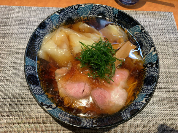 「ワンタン中華そば970円」@柴崎亭の写真