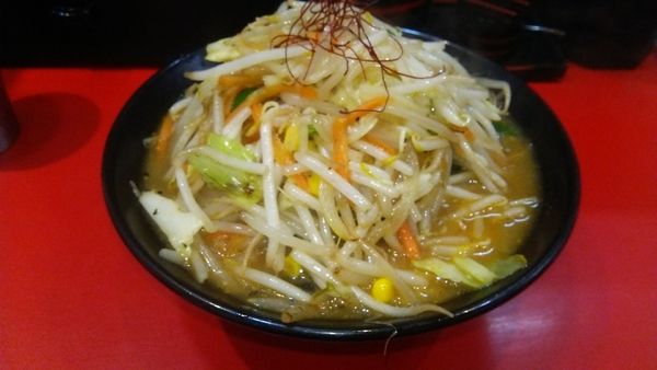 「味噌タンメン（赤） 930円」@濃厚タンメン かめしげの写真
