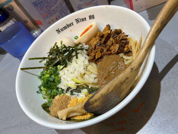 「まぜそば」@麺Dining Number Nine 09の写真