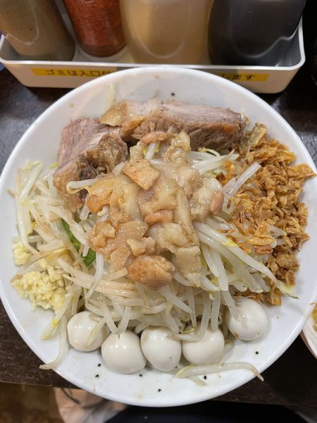 「汁なし+チーズ+しょうが+うずら+たまねぎ」@ぶたけん。の写真