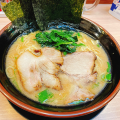 横浜家系ラーメン花崎家の写真