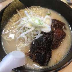 寅ちゃんラーメン　角煮2個