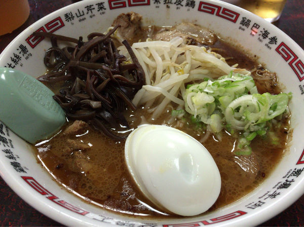 「特製ラーメン」@おちかラーメンの写真