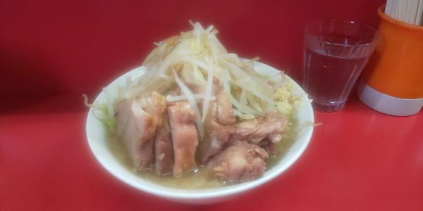 「ぶたラーメン ヤサイ、アブラ、カラメ、ニンニク少し」@ラーメン二郎 三田本店の写真