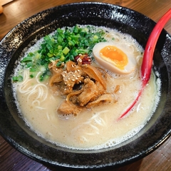 郡上豚骨ラーメン カンミナ 八幡店の画像