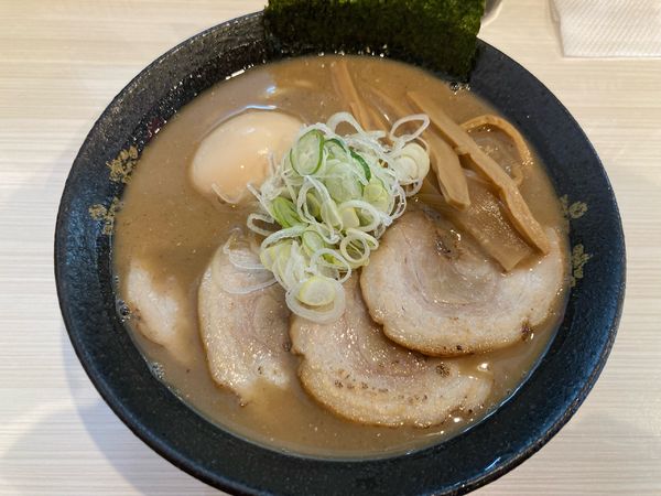 「文蔵がツン煮干し豚骨」@麺匠 文蔵 総本店の写真